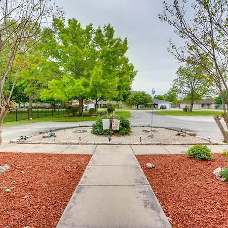 Riverfront Mcqueeney Duplex With Deck And Gas Grill!
